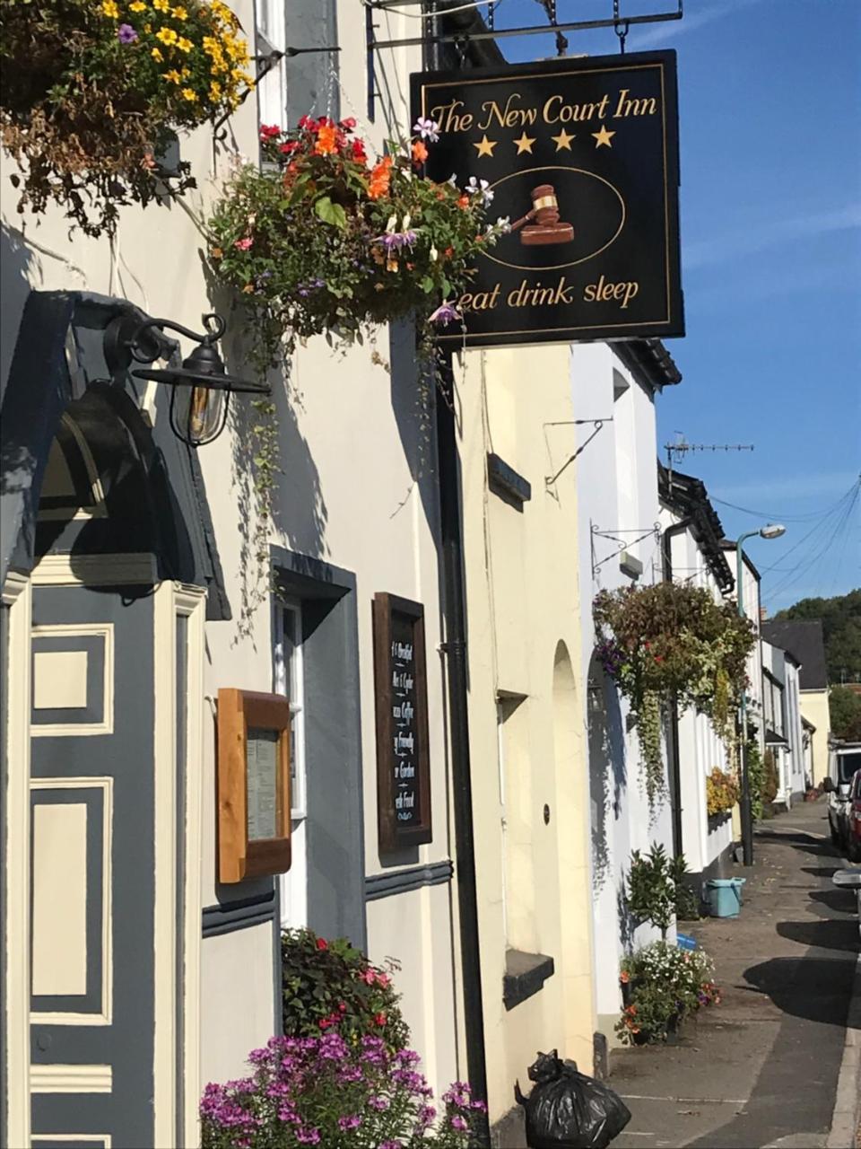 The New Court Inn 우스크 외부 사진